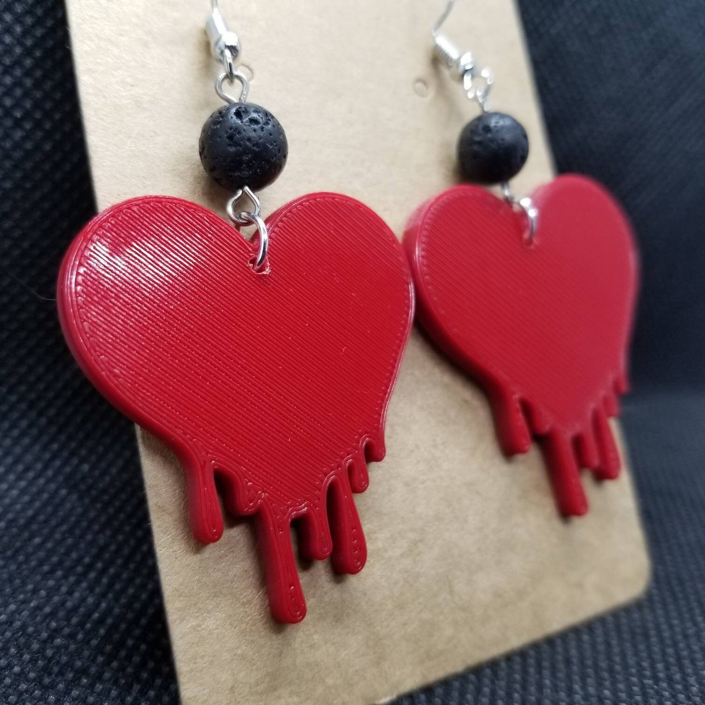 Red bleeding heart dangle earrings | Valentine's day, love, emo, kitschy, cute